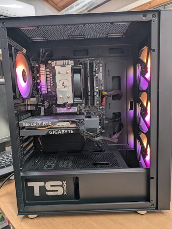 Ryzen 5 3500x/16GB/256+500GB/RTX 3050 8GB