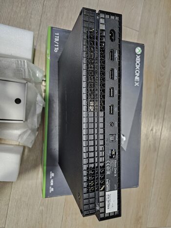 Get xbox one x project scorpio 1tb