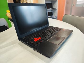 Rog Strix i7/16/15,6"ips/gtx/SSD+1tb HDD/w10