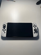 Buy Switch oled + 2 pro controllers + funda