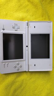 Atrištas Japoniškas Nintendo DSi su defektu