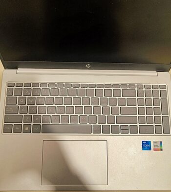 Hp laptop 15-fd0096ns