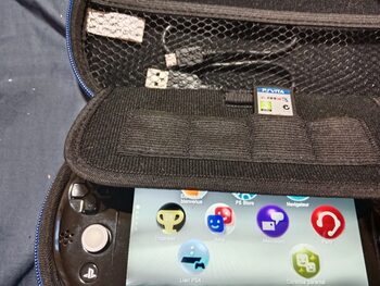 PS vita slim