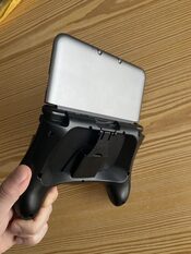 Nintendo 3DS XL con agarre cómodo