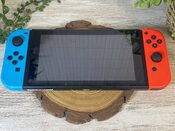 Nintendo Switch con accesorios 