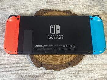 Nintendo Switch con accesorios 