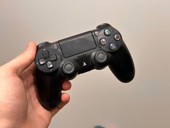 Sony Playstation Dualshock 4 Black Controller / Pultelis