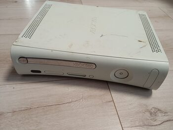 Xbox 360 konsolė 