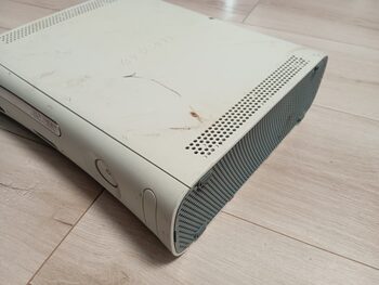 Xbox 360 konsolė 