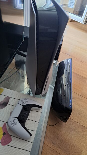 PlayStation 5, Black & White, 825GB
