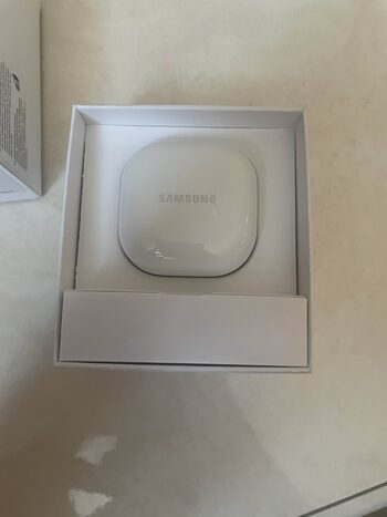 Samsung Buds FE