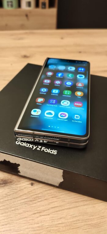 Samsung galaxy z fold5 256gb