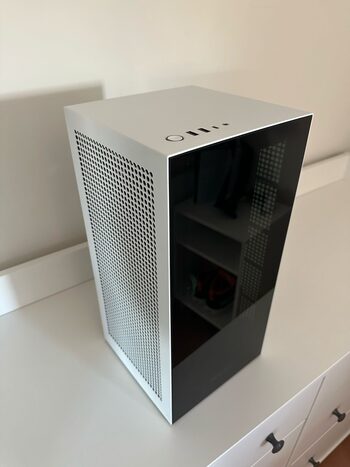 NZXT H1 v2 en perfecto estado