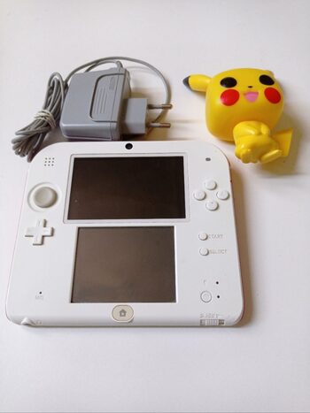 Nintendo 2ds blanca y roja 