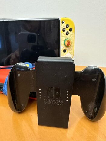 Pack Nintendo Swicth Oled + Videojuegos