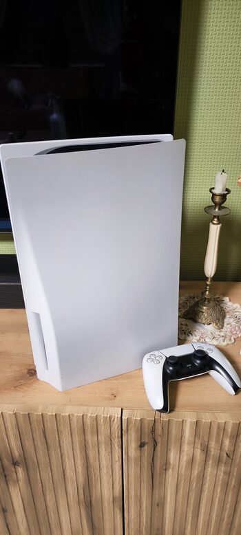 PlayStation 5, Black & White, 825GB for sale