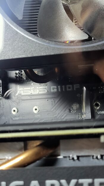 ASUS G11DF AMD