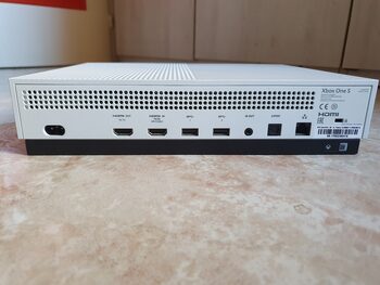 Xbox One S 1TB + Mando for sale