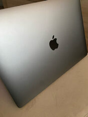 Apple MacBook Air 2019 Silver