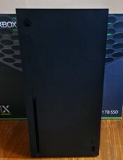 Xbox Series X + Mando.