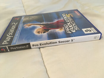 Get Pro Evolution Soccer 5 PlayStation 2