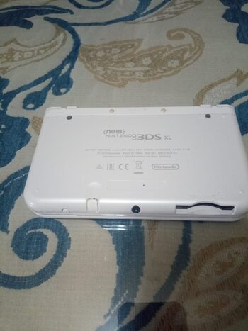 Get New Nintendo 3DS XL, White + 4 JUEGOS