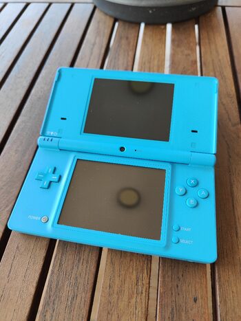 Buy Nintendo DSi 