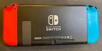 Nintendo Switch 32 GB V2 + 2 Žaidimai 