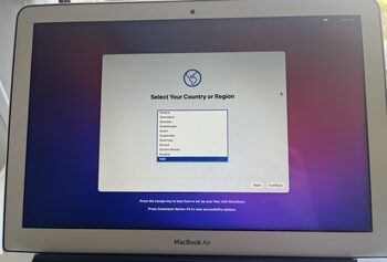 Buy Macbook Air (13-inch, 2017) + pakrovėjas