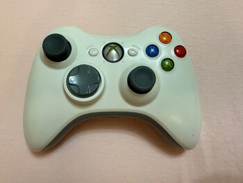 Xbox 360 belaidis baltas pultelis