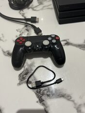 PS4 pro 1tb con mando y juegos  for sale