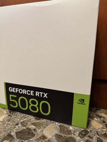 NVIDIA GeForce RTX 5080 AERO