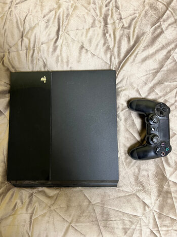  PlayStation 4 (PS4) su papildais