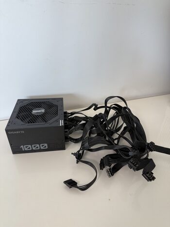 GIGABITE P1000GM