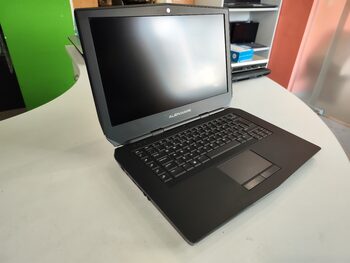 Alienware i5/15,6"IPS FHD/16gb/gtx/3xssd/w10