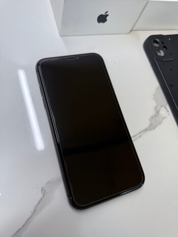 Apple iPhone 11 64GB Black