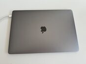Get MacBook Pro 15 i7 / 16GB / 256 GB / Radeon Pro 555X 