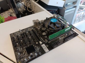 LGA 1151 Motininė Plokštė B250