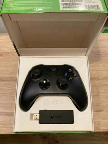 xbox one x originalus pultelis su adapteriu