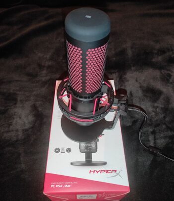 HyperX QuadCast Micrófono de Condensador Rojo