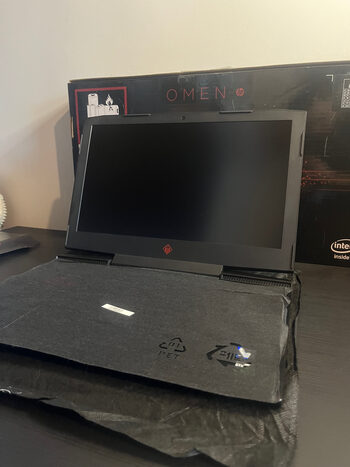 HP Omen I7-7700HQ/8GB/1TB/128GB/GTX1050 4GB