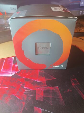 AMD Ryzen 3 2200G 3.5-3.7 GHz AM4 Quad-Core CPU