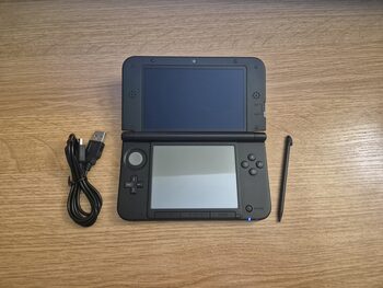 Atrištas (modded) Nintendo 3DS XL, Black & Silver