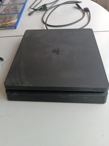 PS4 + Juegos for sale