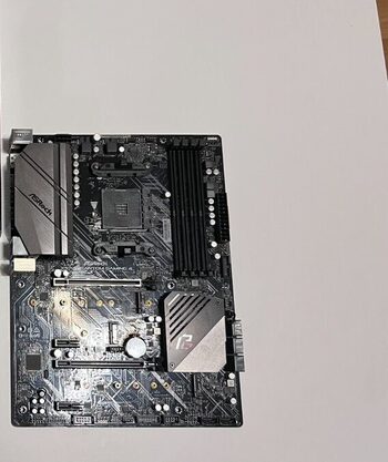 ASRock X570 Phantom Gaming 4 AMD X570 ATX DDR4 AM4 2 x PCI-E x16 Slots Motherboard