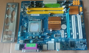 Pack placa + CPU 775