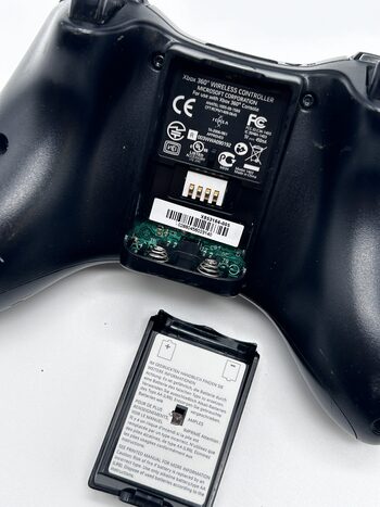 Xbox 360 S Slim 250GB (NO HDD) Žaidimų Konsolės Juodas Rinkinys