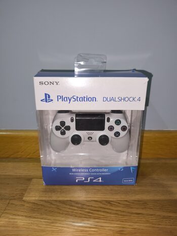 DualShock 4 V2 Blanco con caja.