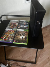Xbox 360 su 4žaidimais