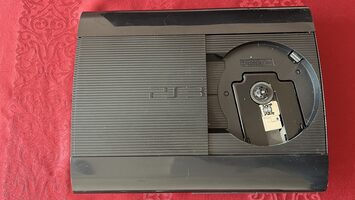 Get PlayStation 3 Super Slim, Black, Atrištas, 500GB